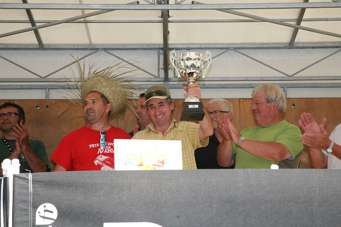 Podium-2010_Troph0123