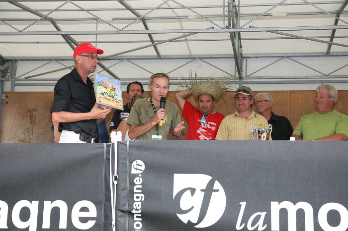 Podium-2010_Troph0124
