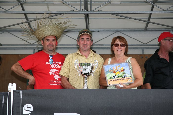 Podium-2010_Troph0130